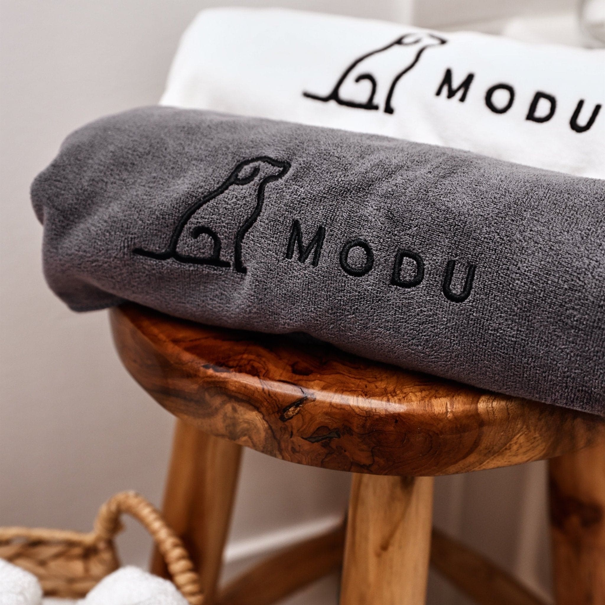 DELUXE PET TOWEL